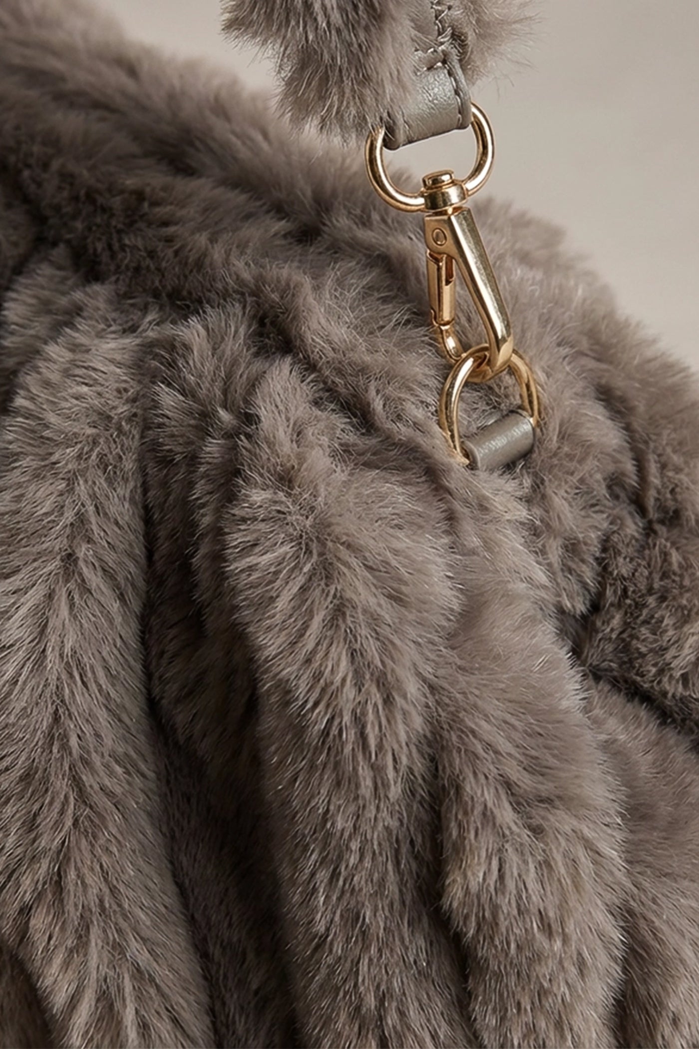 Faux Fur Shoulder Bag with Ruched Design – Khaki